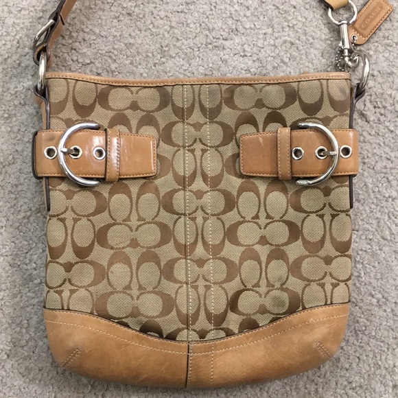 Coach Handbags - 💕 Coach tan brown jacquard crossbody beautiful 💕